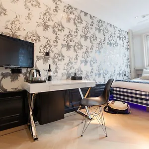 Canal Hotel Amsterdam